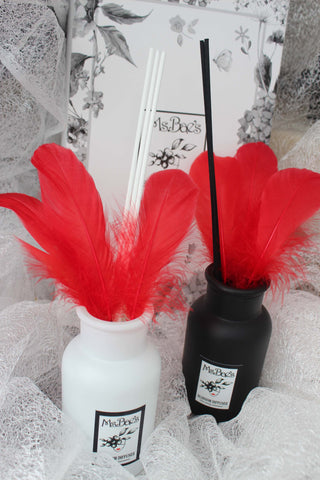 Red Goose Feathers Diffuser Set